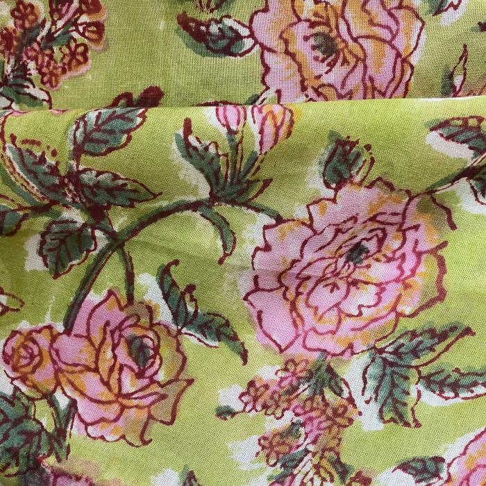 インド ブロックプリント生地 [50cm単位切売] サンガネリ バラ on グリーン ローズ 薔薇 IF0515