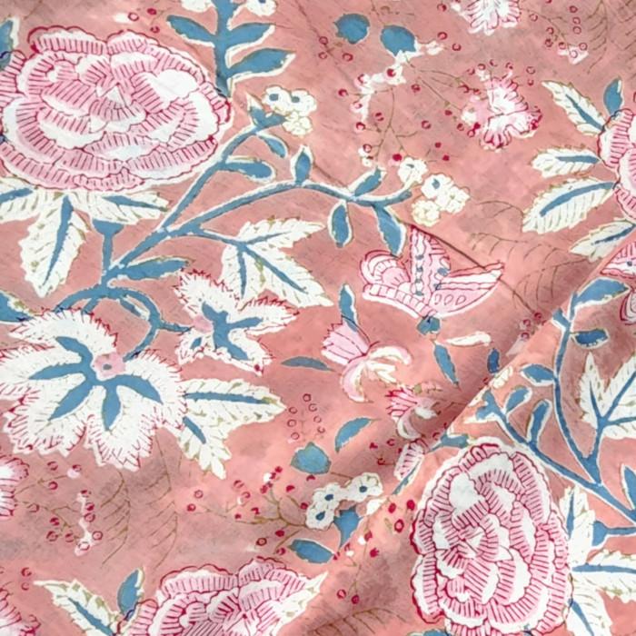 インド ブロックプリント生地 [50cm単位切売] サンガネリ バラと蝶々 on ピンク ローズ 薔薇 IF0509