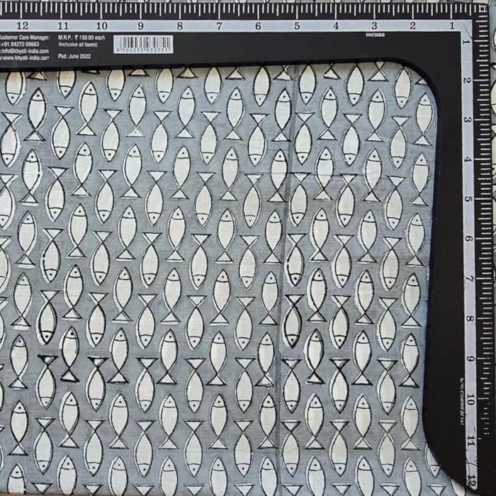 インド ブロックプリント生地 [50cm単位切売] サンガネリ 白いさかな on グレー 魚 フィッシュ IF0513 | 3枚目