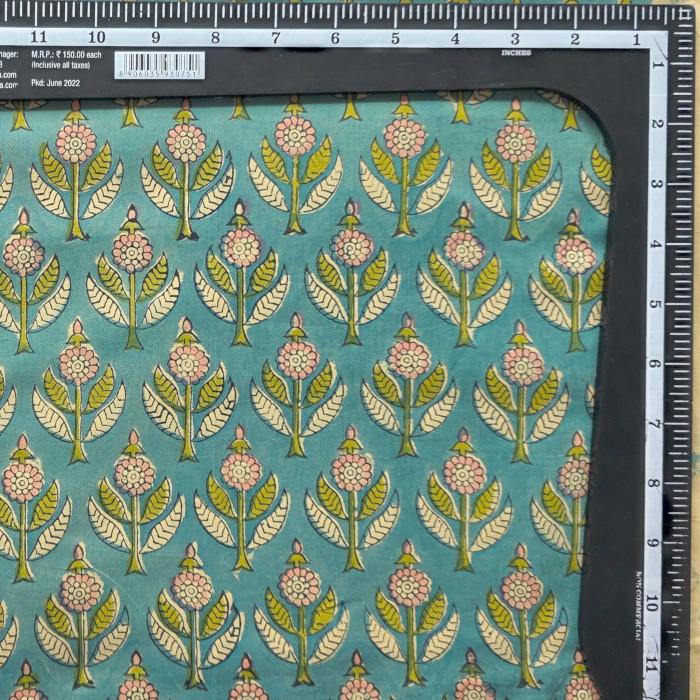 インド ブロックプリント生地 [50cm単位切売] サンガネリ ピンクフラワー on ティールブルーIF0523 | 2枚目