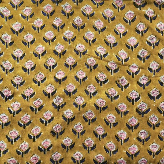 インド ブロックプリント生地ムル [50cm単位切売] サンガネリ ピンクフラワーon からし IF0533 | 2枚目
