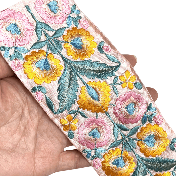 インド刺繍リボン50cm切売 タチアオイ ピンク地 6.8cm幅 花 立葵 フラワーHC R-0863 | 4枚目