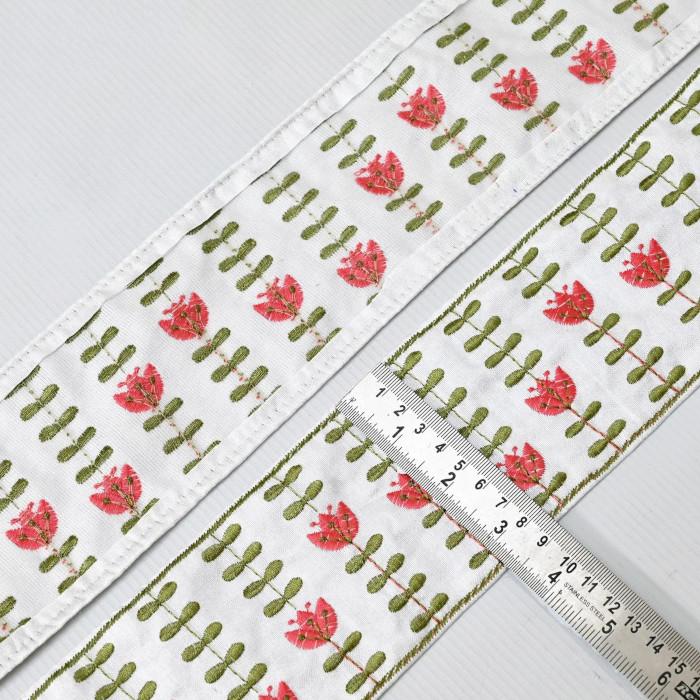 インド刺繍リボン49cm切り売り ピンクフラワー 9.0cm幅 花 HC R-0783 | 3枚目
