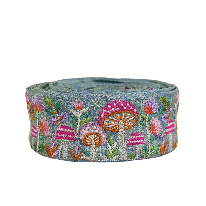 インド刺繍リボン50cm切り売り キノコの森 ブルー 5cm幅 花 HC マッシュルーム ベニテングタケ R-07911枚目の画像